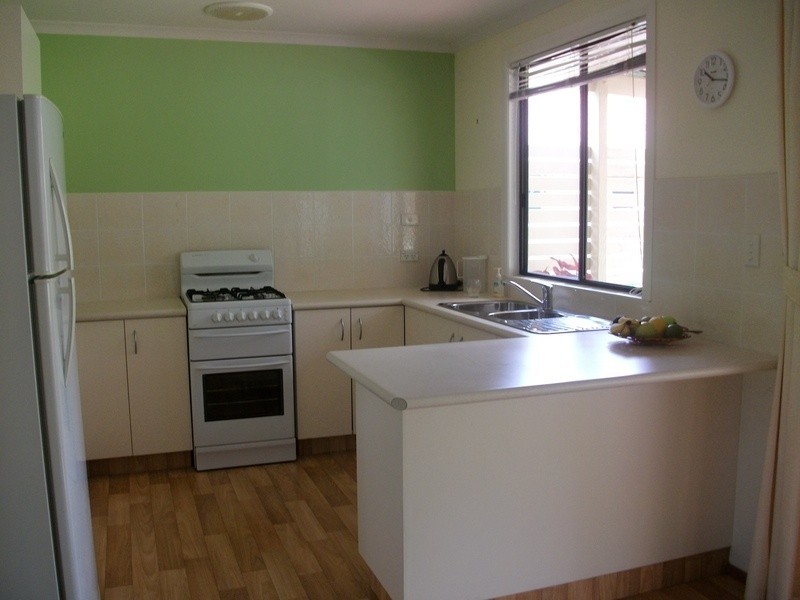 7 Tamarin Dr, Mapleton QLD 4560