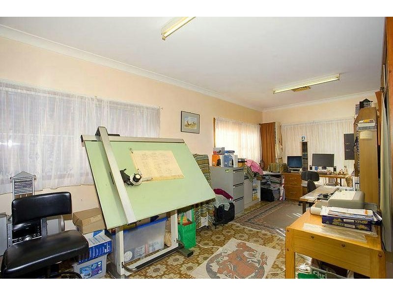 64 Scenic Crescent, Albion Park NSW 2527