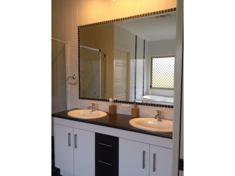 124-126 Hawthorn Road, Burpengary QLD 4505