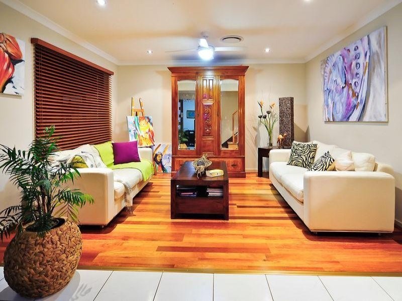 44 Hallow Crescent, Augustine Heights QLD 4300