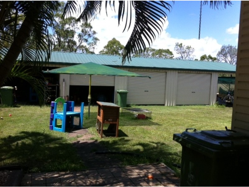 29 Spring Cres, Dysart QLD 4745