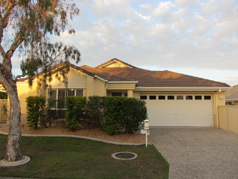 8 Dylan Street, Arundel QLD 4214