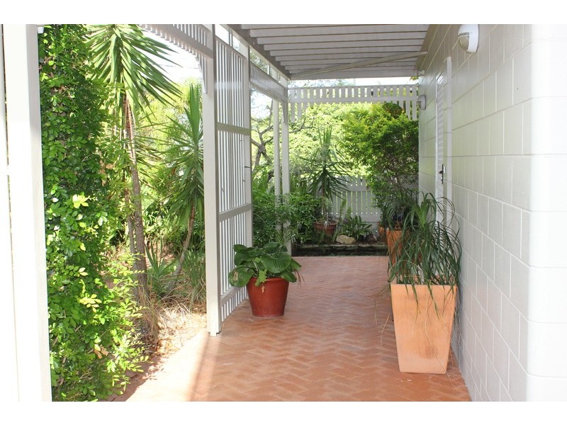 22 Arkaba Street, Mount Louisa QLD 4814