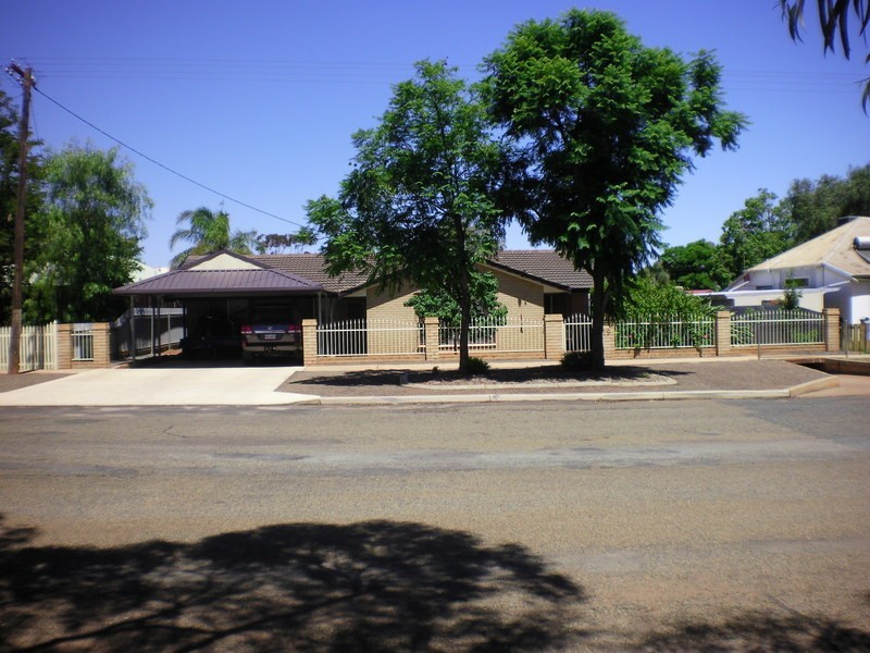 19 Lewis, Lamington WA 6430