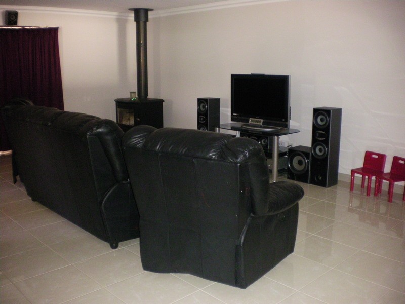 19 Lewis, Lamington WA 6430