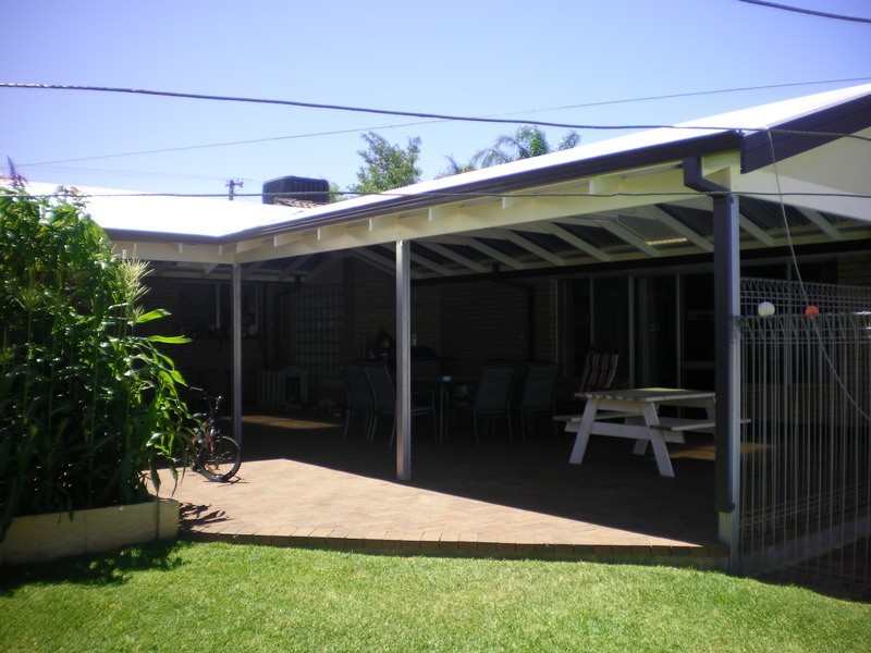 19 Lewis, Lamington WA 6430