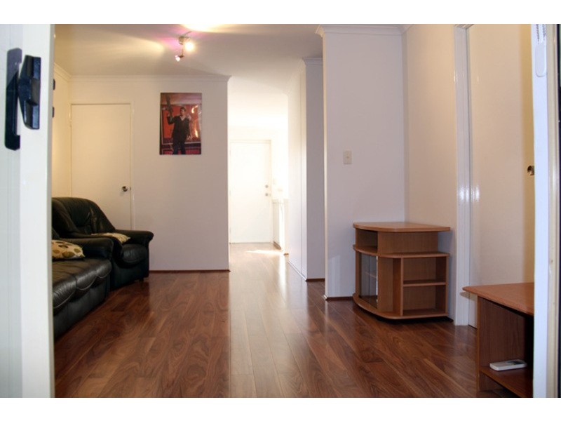 9/4 Ferguson Street, Maylands WA 6051