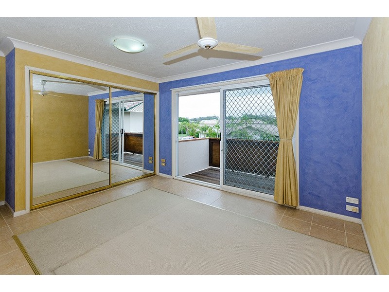 48/30 St Kevins Avenue, Benowa QLD 4217