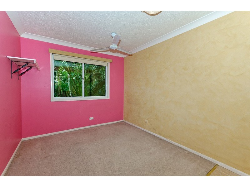 48/30 St Kevins Avenue, Benowa QLD 4217