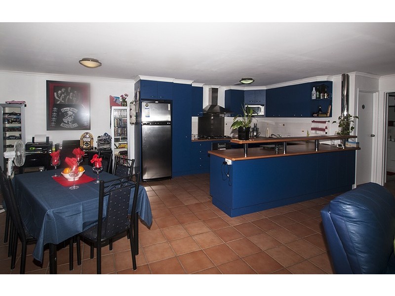 Unit 4/No 2 Orvieto Avenue, Mermaid Waters QLD 4218