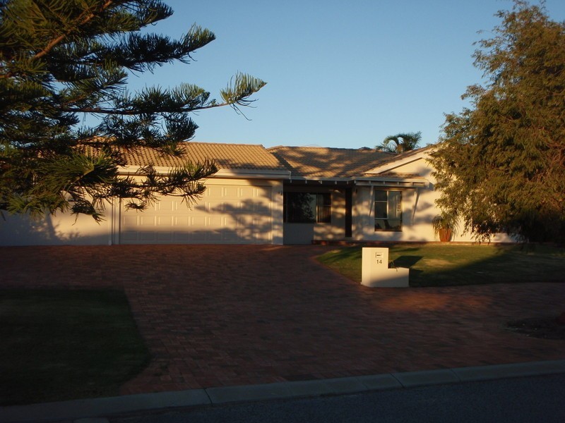 14 ATALANTA RISE, Ocean Reef WA 6027