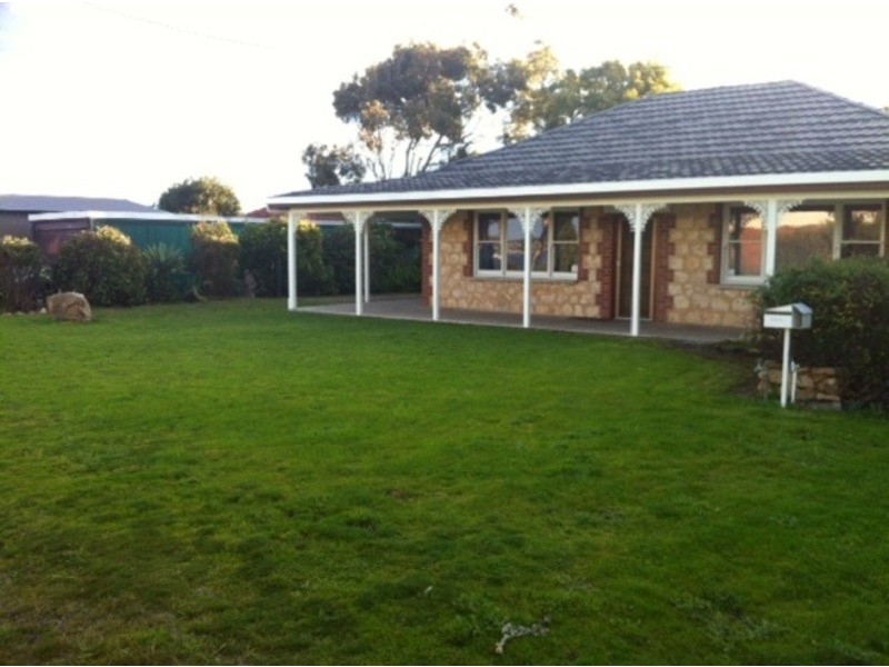 1 BURT AVENUE, Goolwa North SA 5214