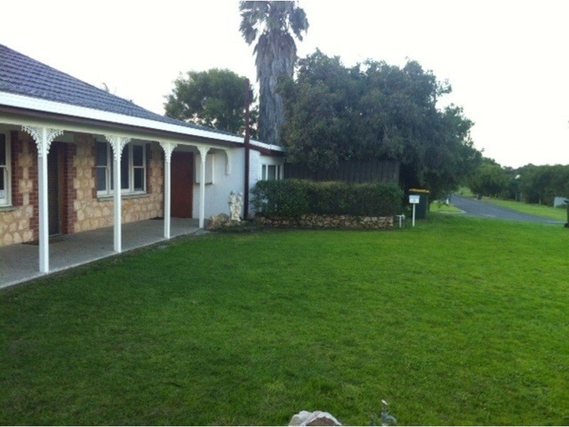 1 BURT AVENUE, Goolwa North SA 5214