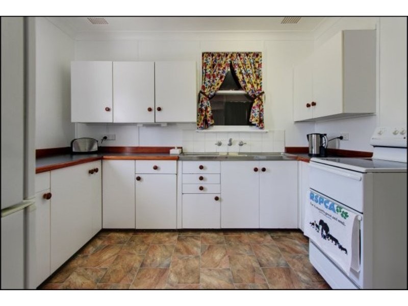 10 Duffy Place, Yass NSW 2582