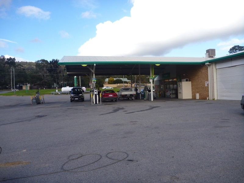 269 South Western Highway, Armadale WA 6112