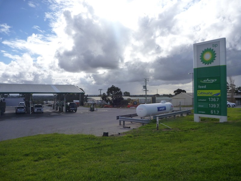 269 South Western Highway, Armadale WA 6112