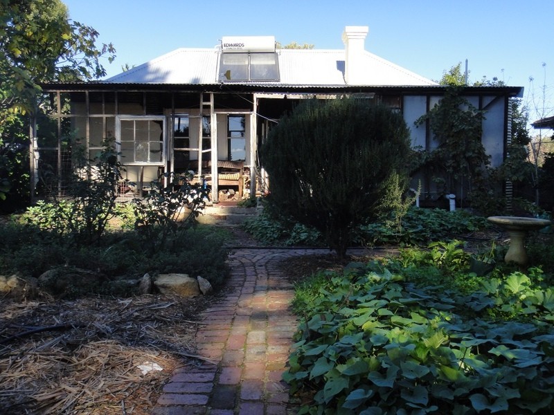 136 Anzac Tce, Bassendean WA 6054