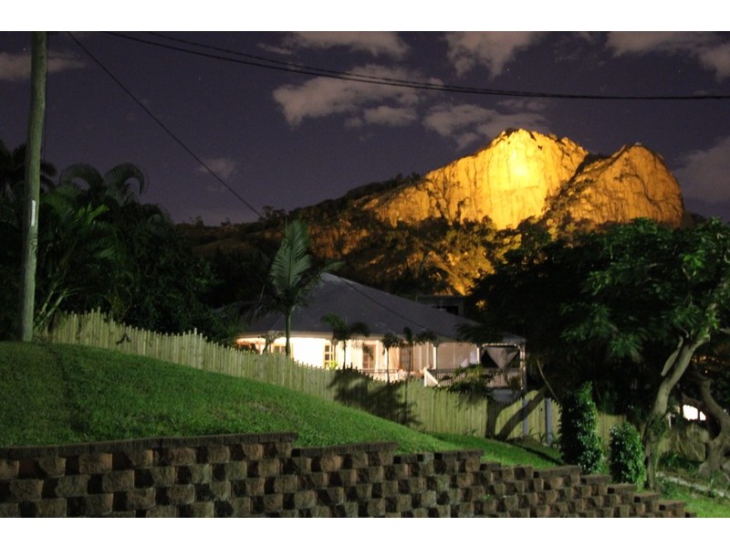 22 Murray St, North Ward QLD 4810