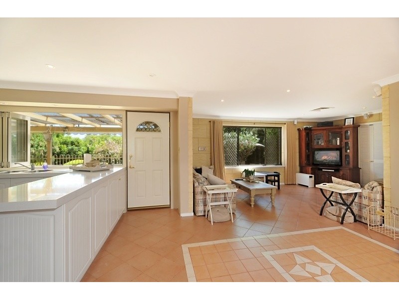 24 Colleran Way, Booragoon WA 6154