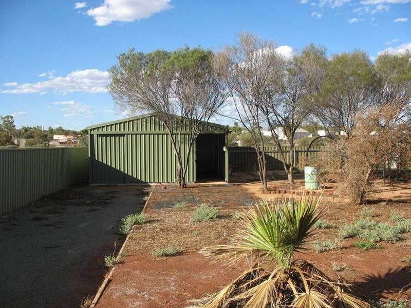 20 McCleary street, Meekatharra WA 6642