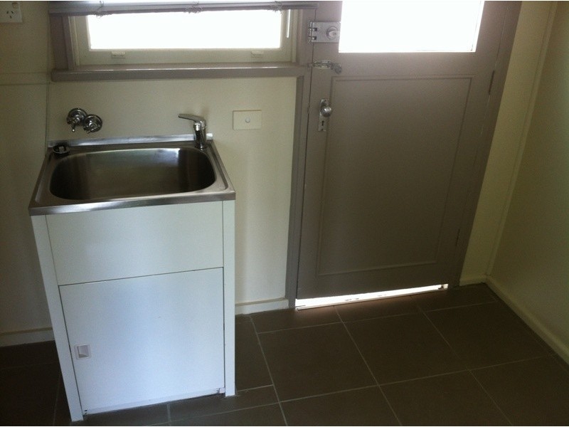 134  Neill st, Harden NSW 2587