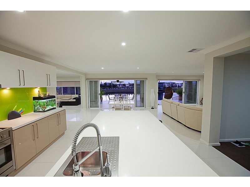 11 Abbey Court, Pelican Waters QLD 4551