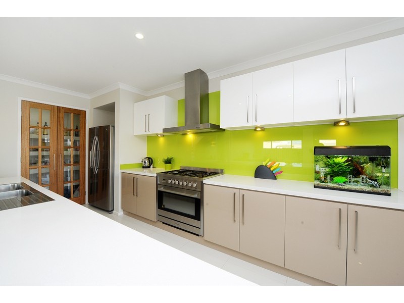 11 Abbey Court, Pelican Waters QLD 4551