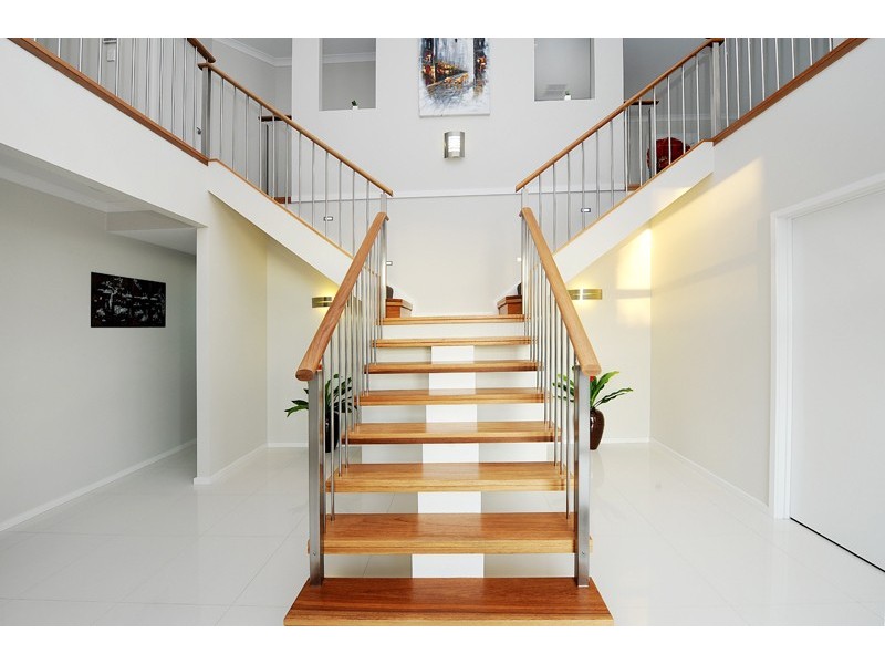 11 Abbey Court, Pelican Waters QLD 4551