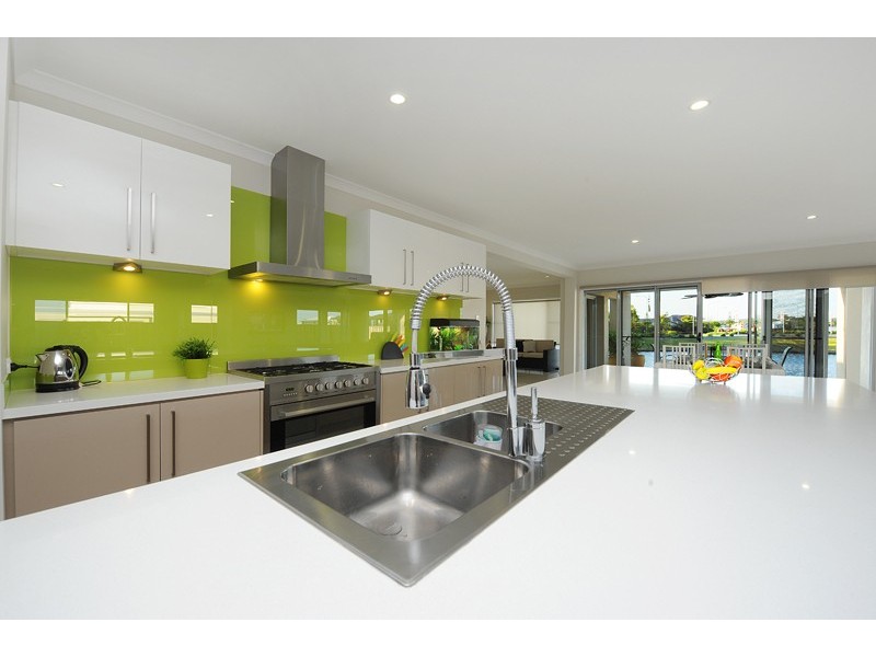 11 Abbey Court, Pelican Waters QLD 4551