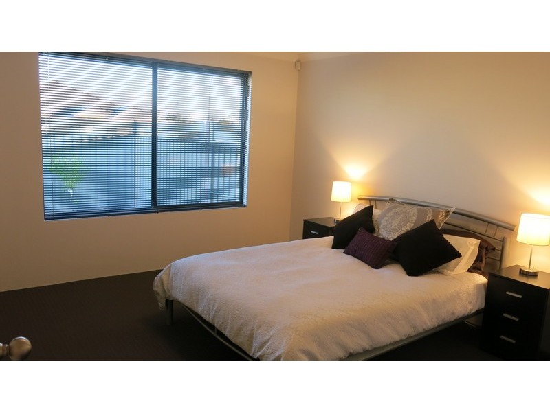 18 Guerin Avenue, Piara Waters WA 6112