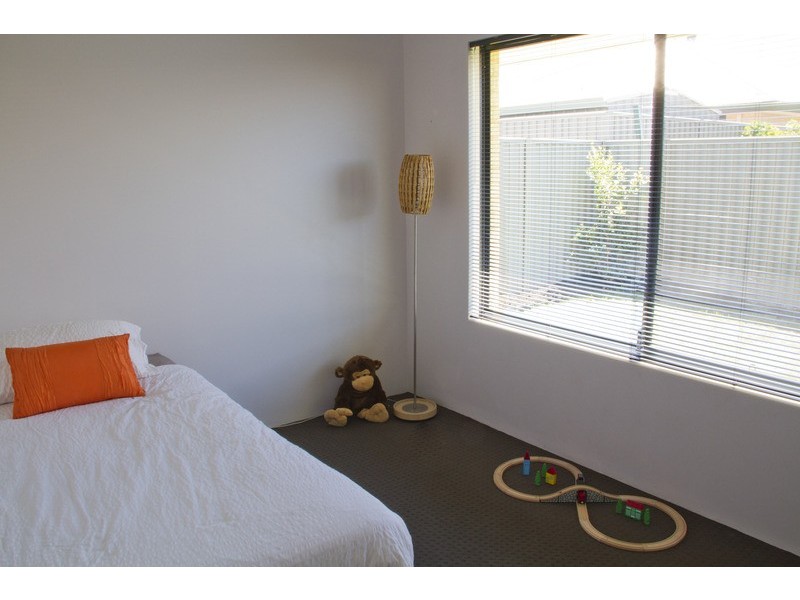 18 Guerin Avenue, Piara Waters WA 6112