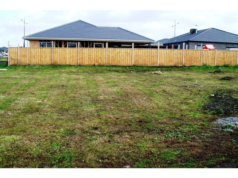 31 Stonegate Drive, Epping VIC 3076