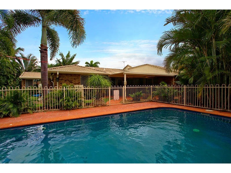 104-106 HAWTHORN ROAD, Burpengary QLD 4505