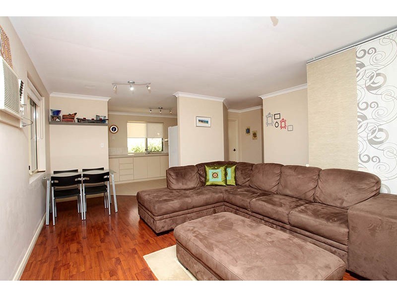 4/9 Collier Avenue, Balcatta WA 6021