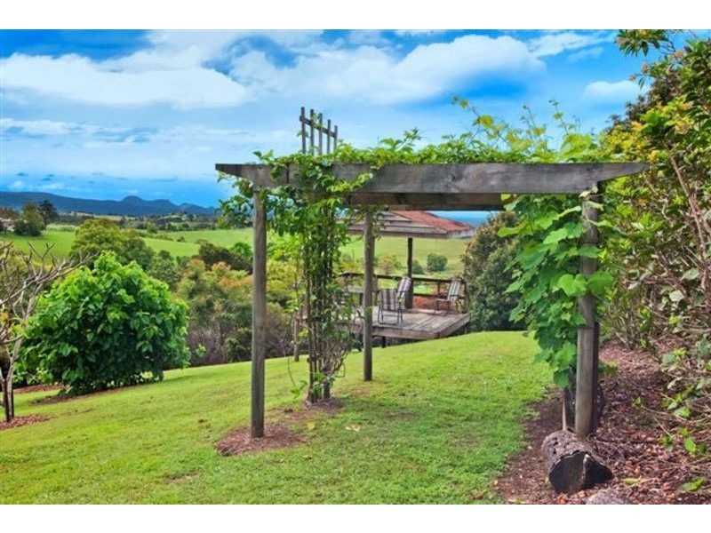 4-6 BEAUMONT COURT, Dulong QLD 4560