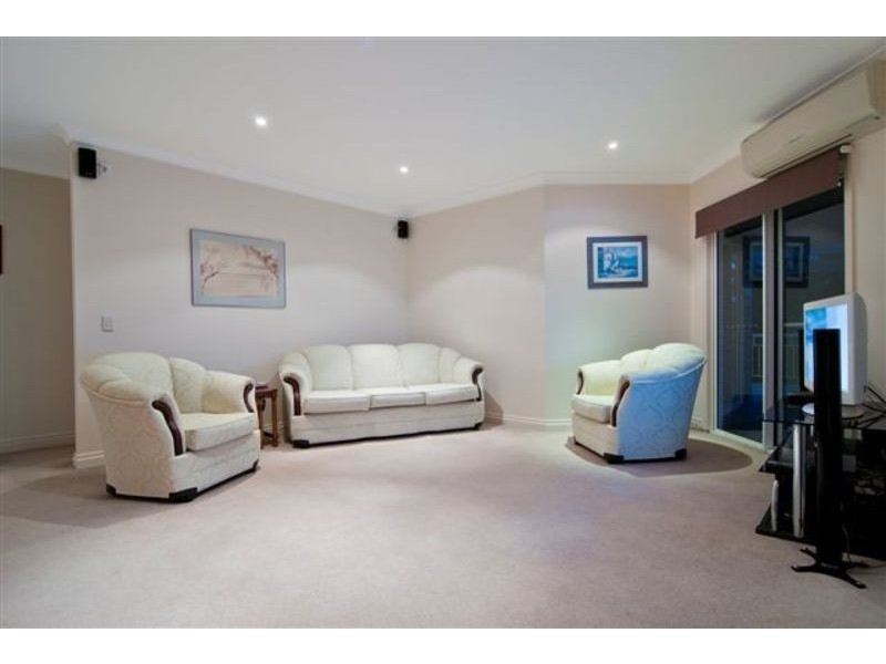 4-6 BEAUMONT COURT, Dulong QLD 4560