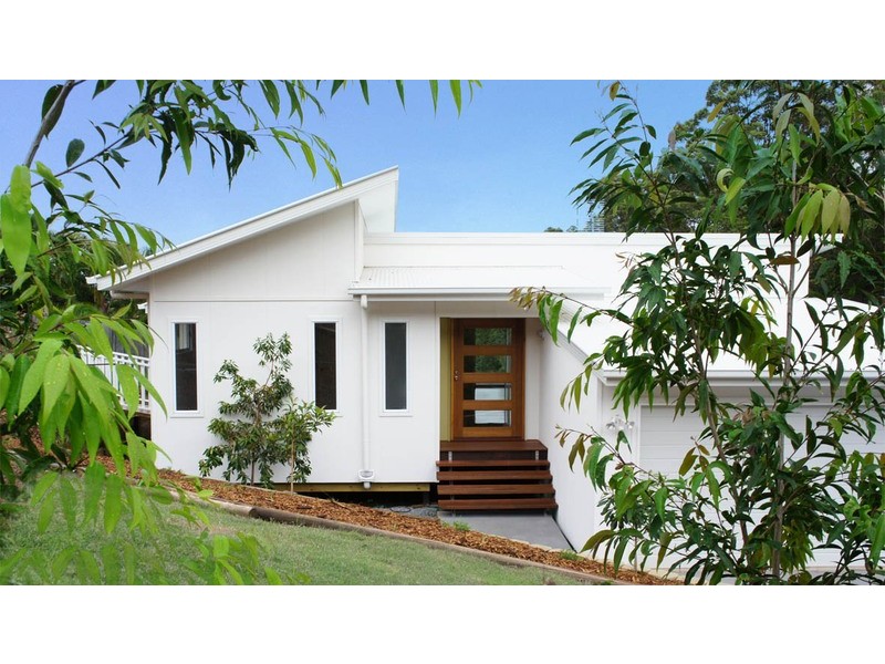 1 Lindsay Circuit, Nambour QLD 4560
