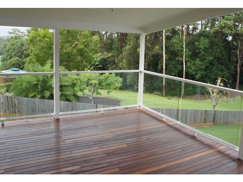 1 Lindsay Circuit, Nambour QLD 4560