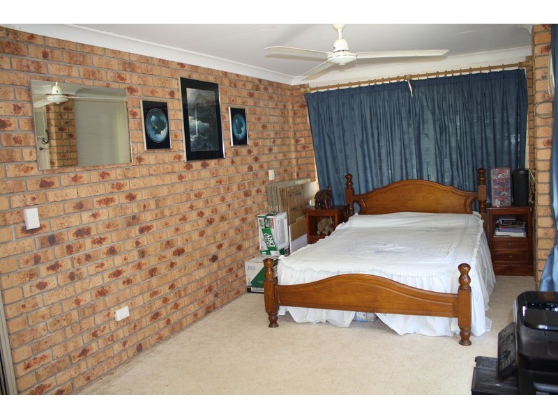 4  Duncan court, Kelso QLD 4815