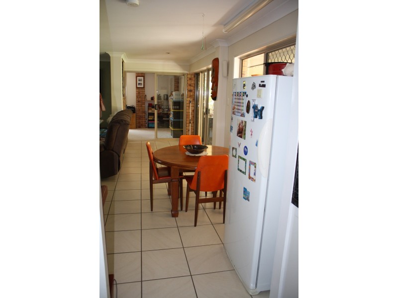 4  Duncan court, Kelso QLD 4815