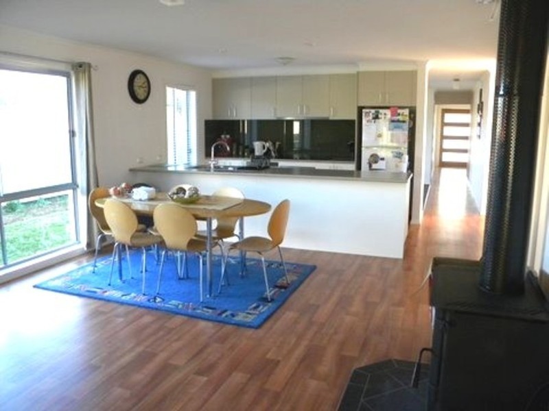 17 Jacob Street, Burrumbuttock NSW 2642