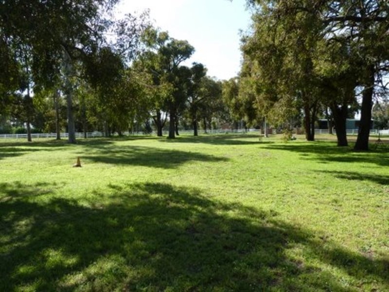 266 Morgan Rd, Meelon WA 6208