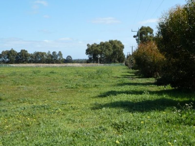 266 Morgan Rd, Meelon WA 6208