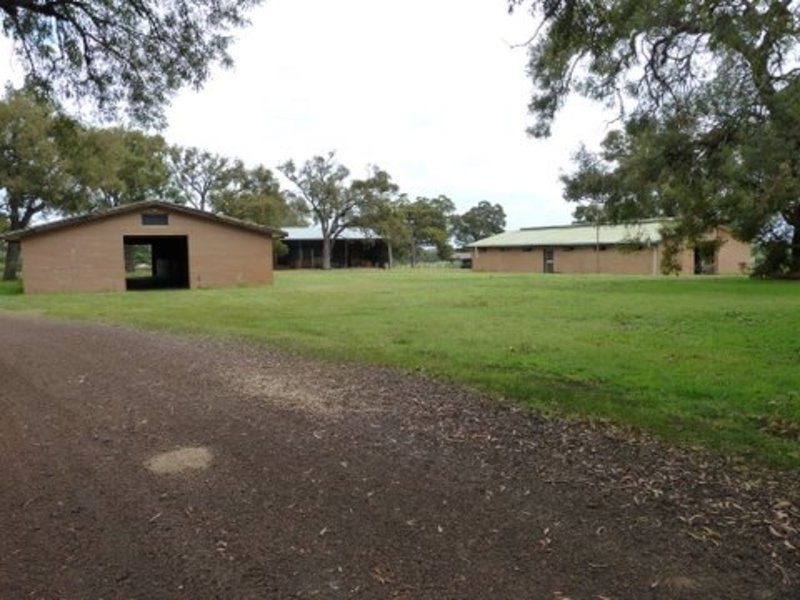 266 Morgan Rd, Meelon WA 6208