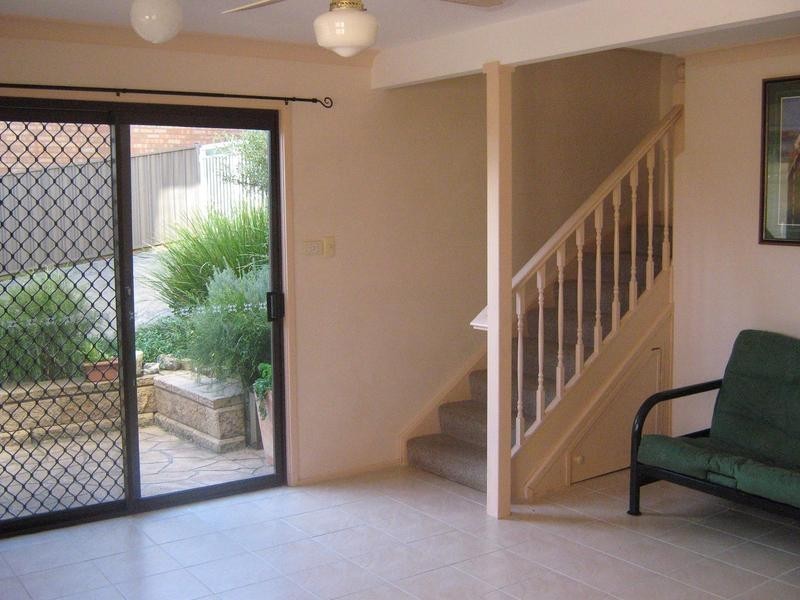 336 Princes Hwy, Dapto NSW 2530