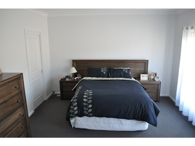 8 Ardross Ave, Bundanoon NSW 2578