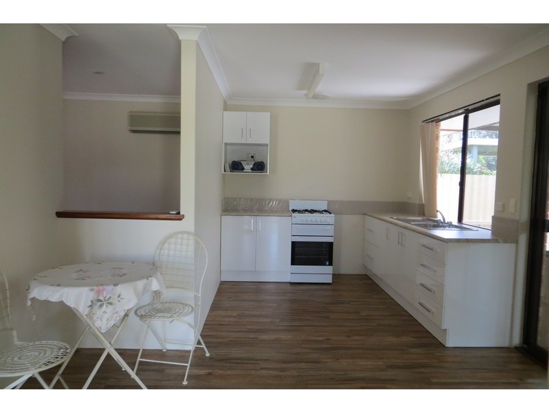 7B/7 Trinidad, Safety Bay WA 6169