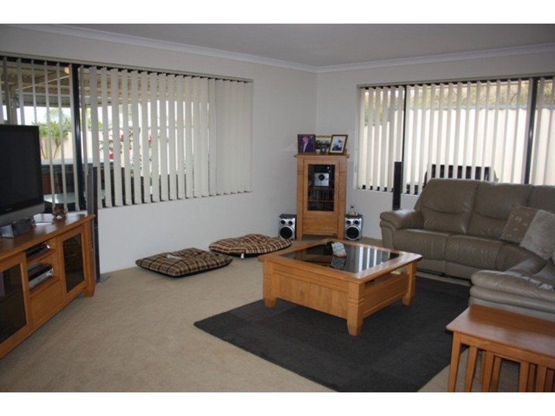 36 Rutherford Square, Windsor Hills, Orelia WA 6167