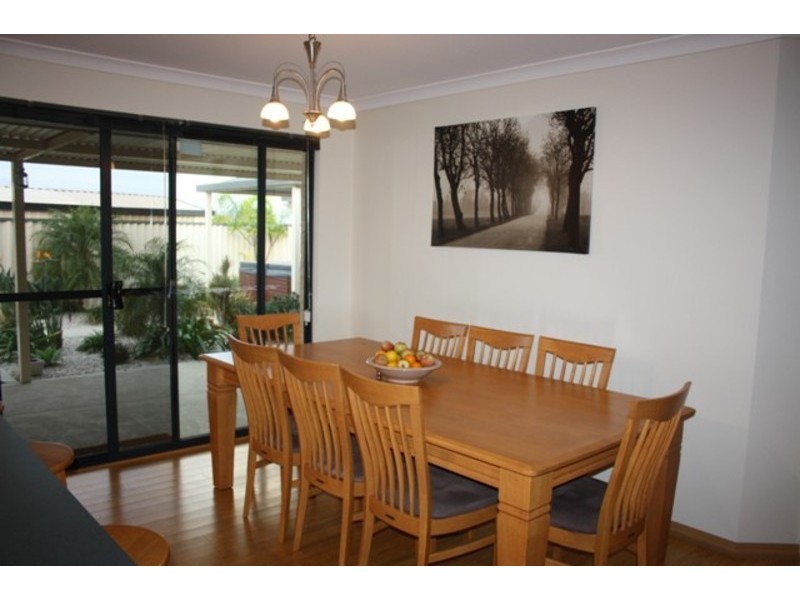 36 Rutherford Square, Windsor Hills, Orelia WA 6167