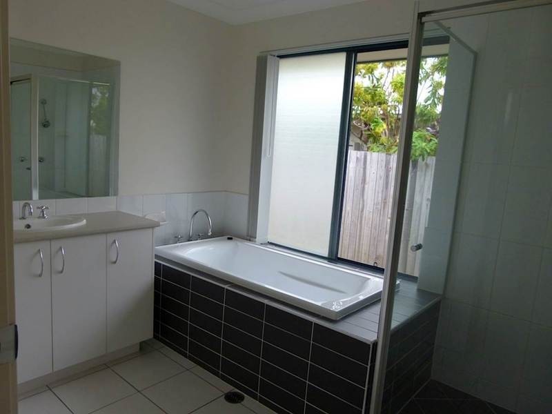 19 Ribbonwood Street, Sippy Downs QLD 4556